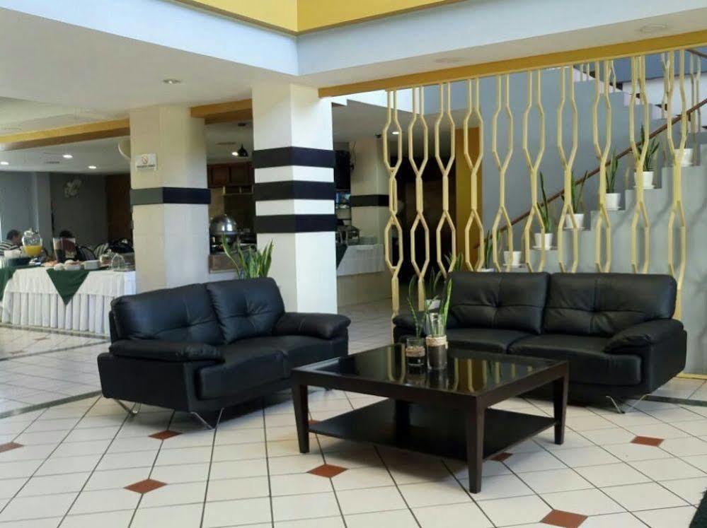 Siesta Hotel And Casino Antiguo Cuscatlan Exterior photo